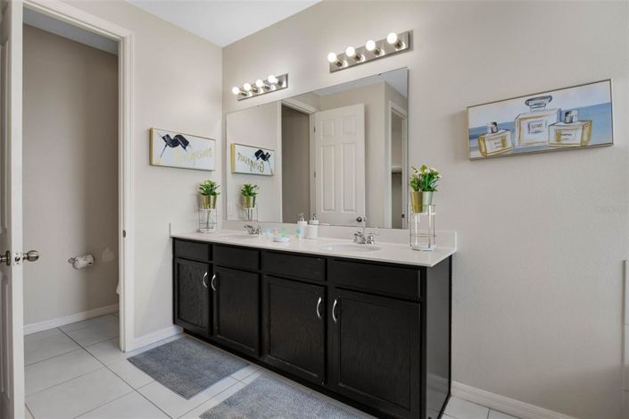 Image No.43-7 Bed Property for sale