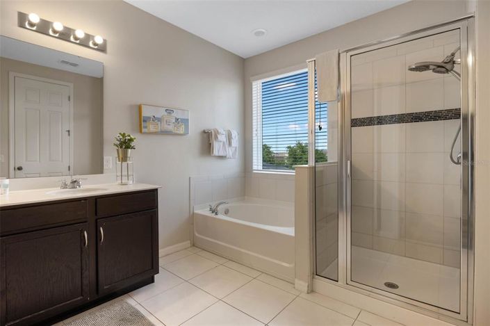 Image No.46-7 Bed Property for sale