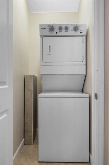 Image No.51-7 Bed Property for sale