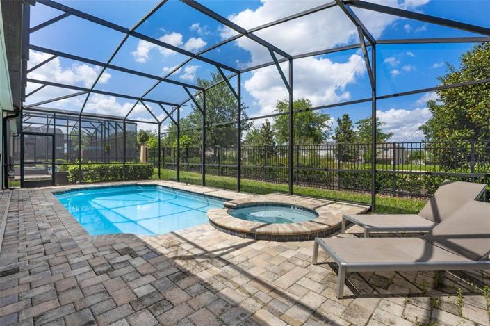 Image No.57-7 Bed Property for sale