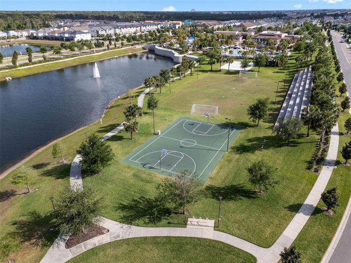 Image No.77-7 Bed Property for sale