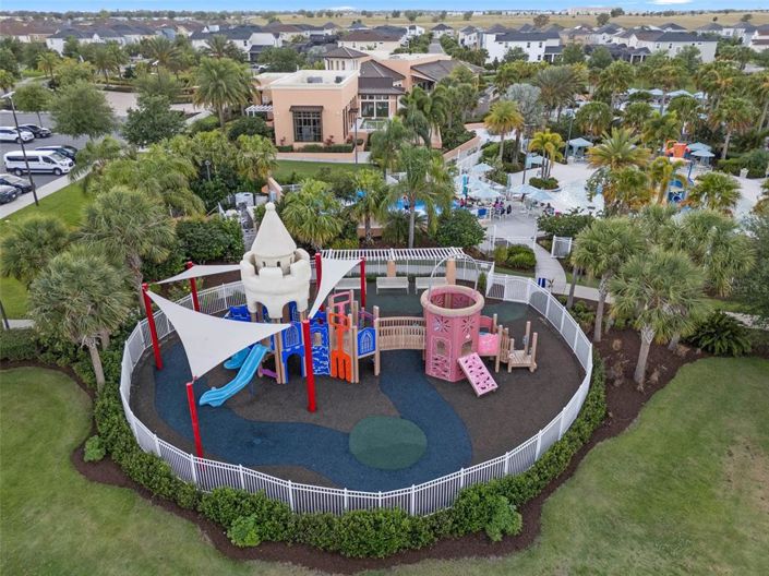 Image No.83-7 Bed Property for sale