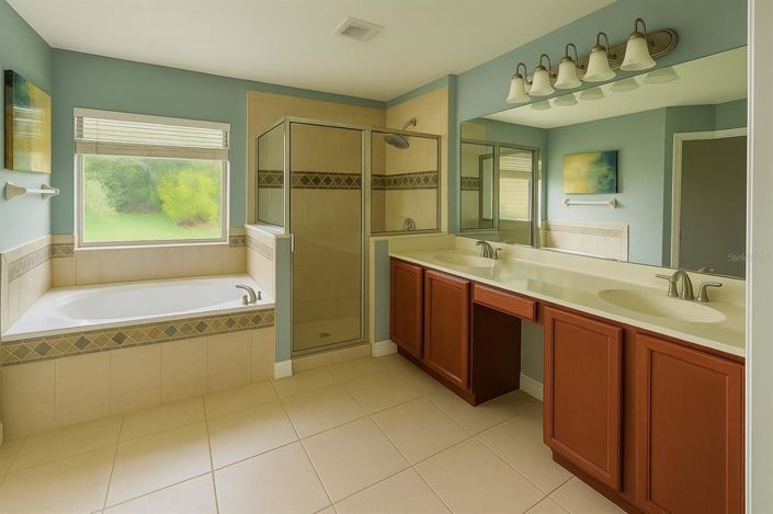 Image No.9-5 Bed Property for sale