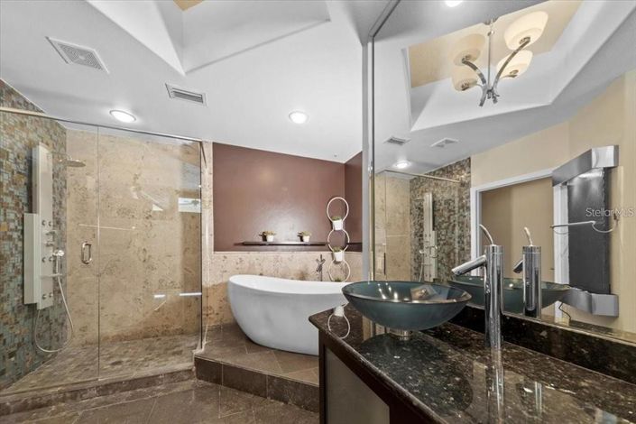 Image No.21-2 Bed Property for sale