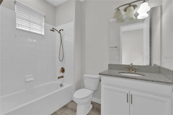 Image No.25-Propriété de 4 chambres à vendre à Davenport