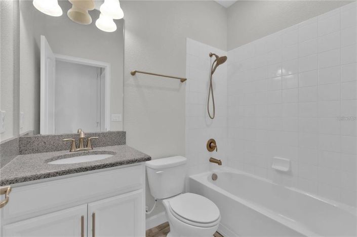 Image No.27-Propriété de 4 chambres à vendre à Davenport