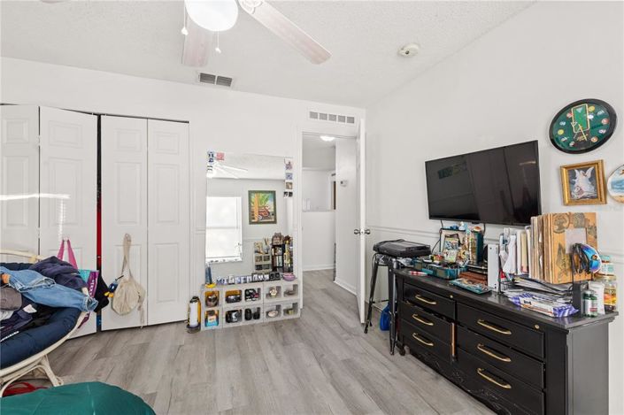 Image No.14-Propriété de 4 chambres à vendre à Davenport