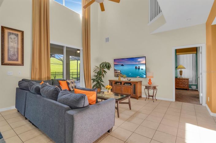 Image No.18-7 Bed Property for sale