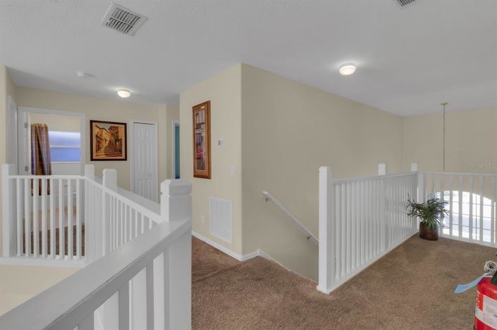 Image No.21-7 Bed Property for sale