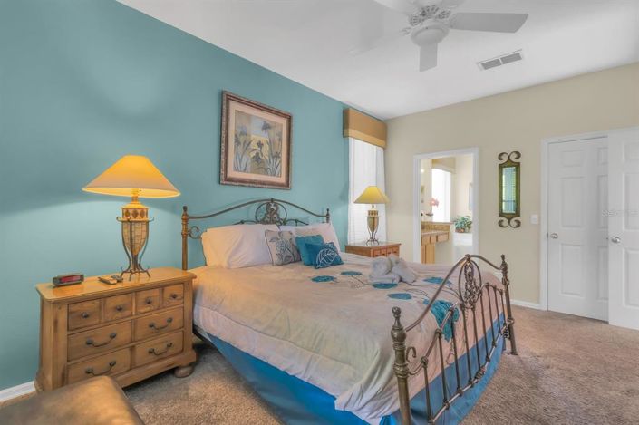 Image No.23-7 Bed Property for sale