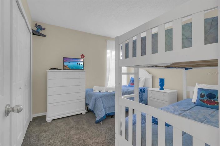 Image No.31-7 Bed Property for sale