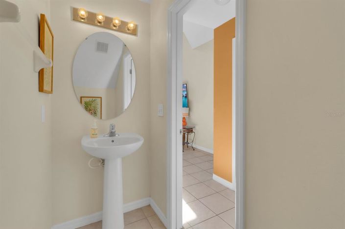 Image No.42-7 Bed Property for sale