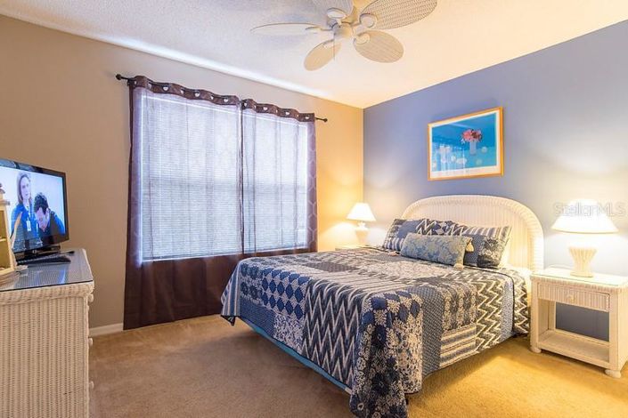 Image No.13-7 Bed Property for sale