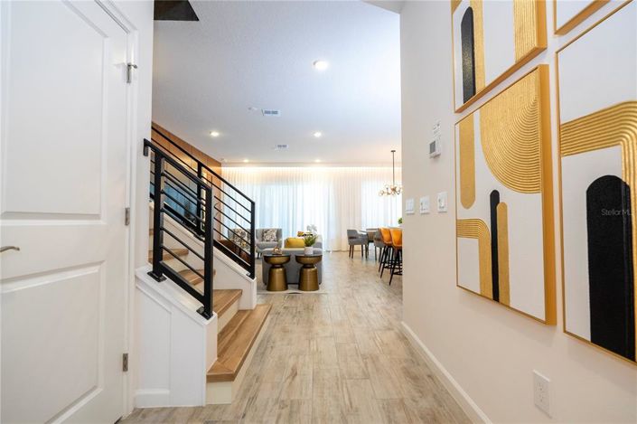 Image No.18-9 Bed Property for sale