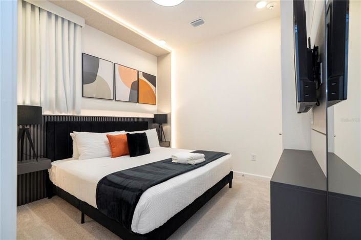 Image No.29-9 Bed Property for sale