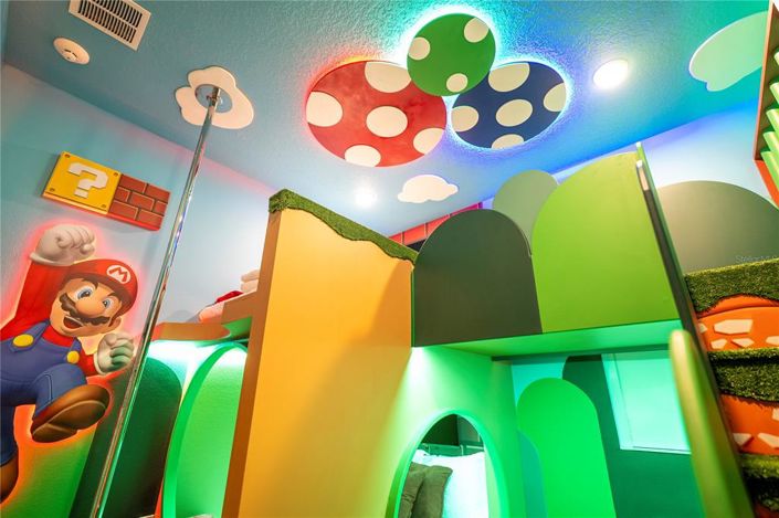 Image No.34-9 Bed Property for sale