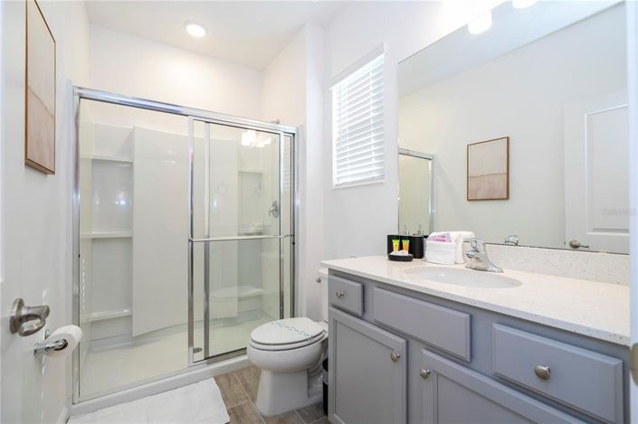 Image No.77-9 Bed Property for sale