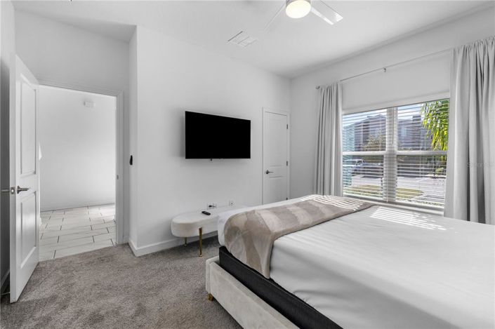 Image No.27-4 Bed Townhouse for sale