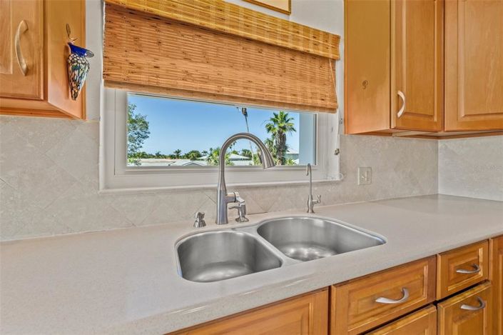 Image No.16-3 Bed Property for sale