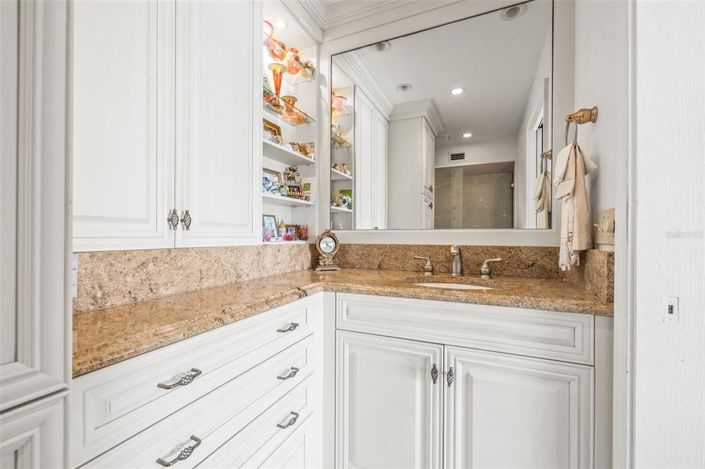 Image No.22-3 Bed Property for sale