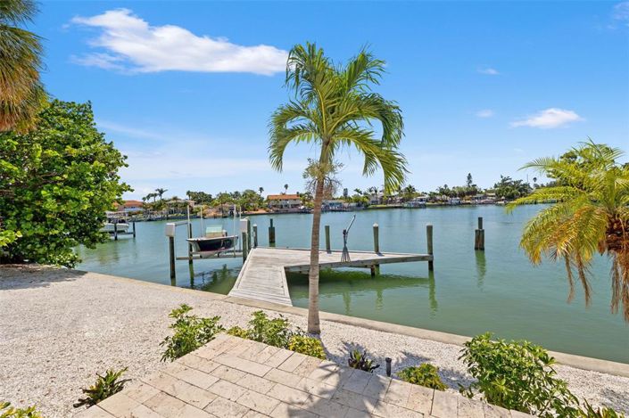 Image No.47-3 Bed Property for sale