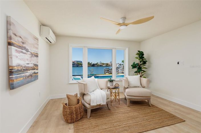 Image No.11-3 Bed Property for sale