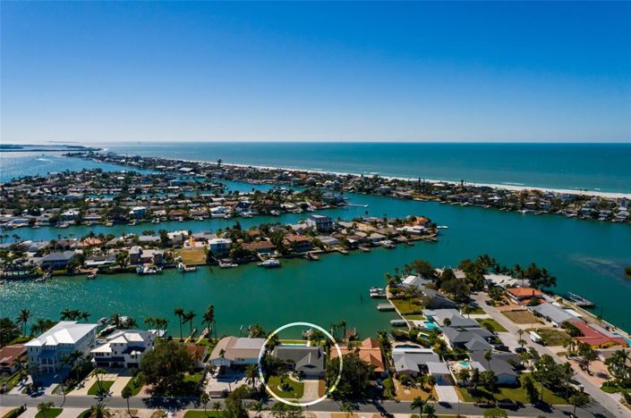 Image No.30-3 Bed Property for sale