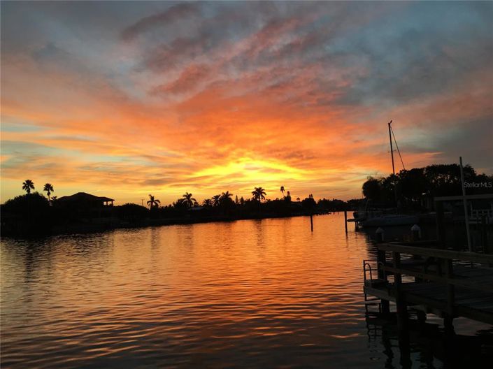 Image No.41-3 Bed Property for sale