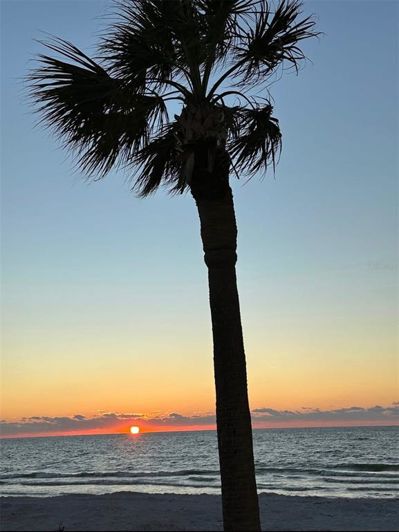 Image No.55-3 Bed Property for sale