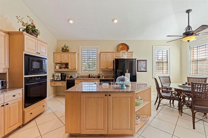 Image No.33-Propriété de 4 chambres à vendre à Floride