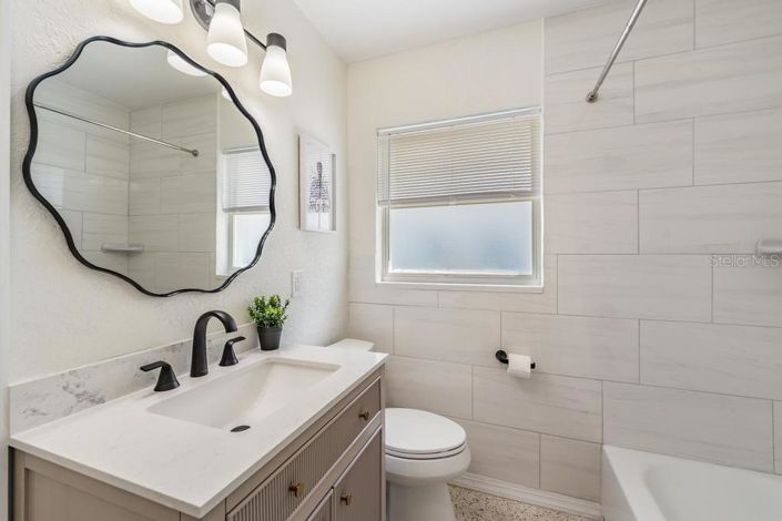 Image No.18-3 Bed Property for sale