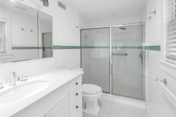 Image No.14-3 Bed Property for sale