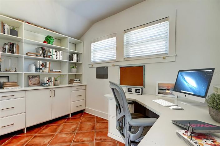 Image No.24-3 Bed Property for sale