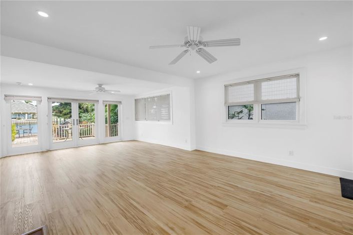 Image No.5-3 Bed Property for sale