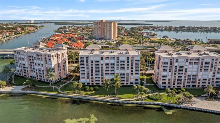 Image No.39-2 Bed Property for sale