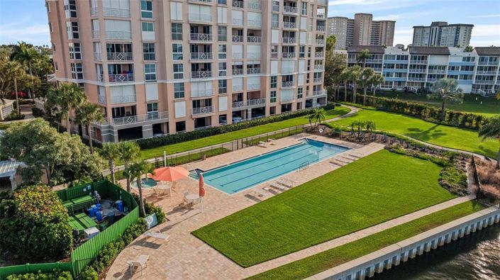 Image No.48-2 Bed Property for sale