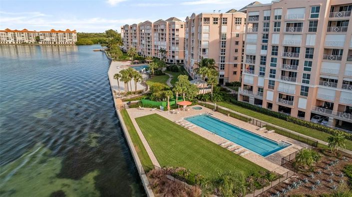 Image No.51-2 Bed Property for sale