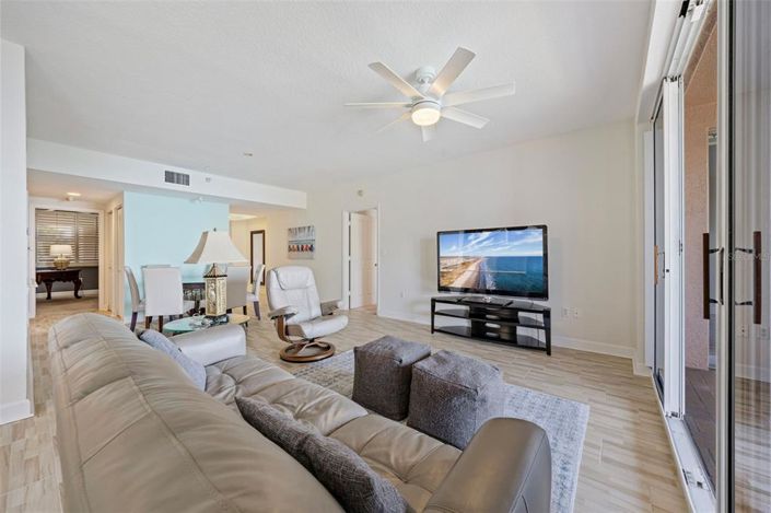 Image No.9-2 Bed Property for sale