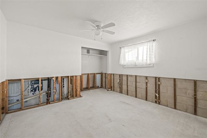 Image No.21-3 Bed Property for sale