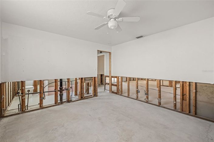 Image No.23-3 Bed Property for sale