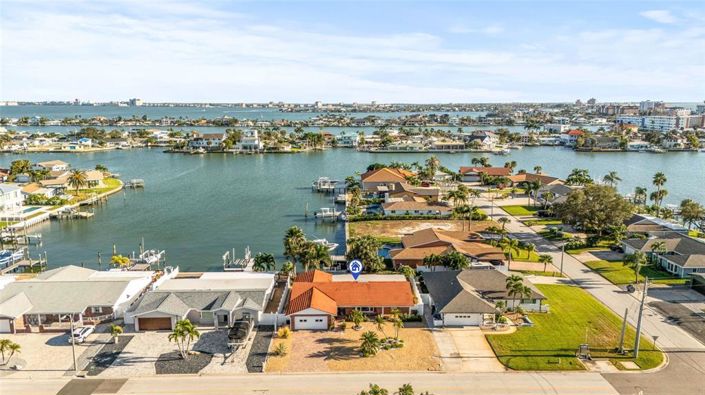 Image No.33-3 Bed Property for sale