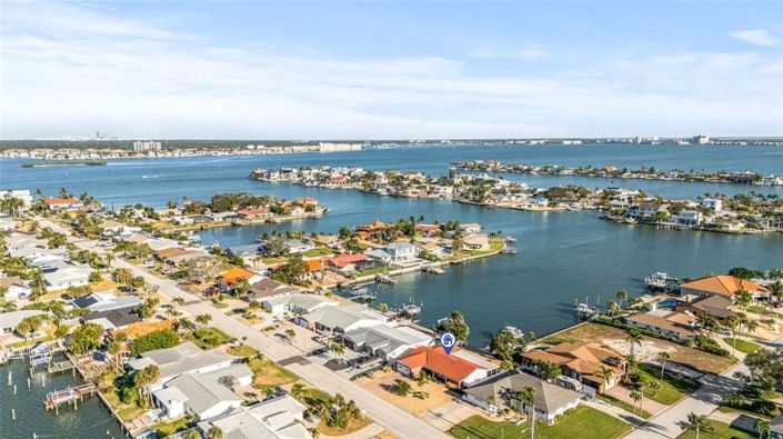 Image No.34-3 Bed Property for sale