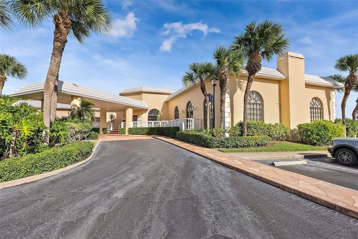 Image No.26-2 Bed Property for sale