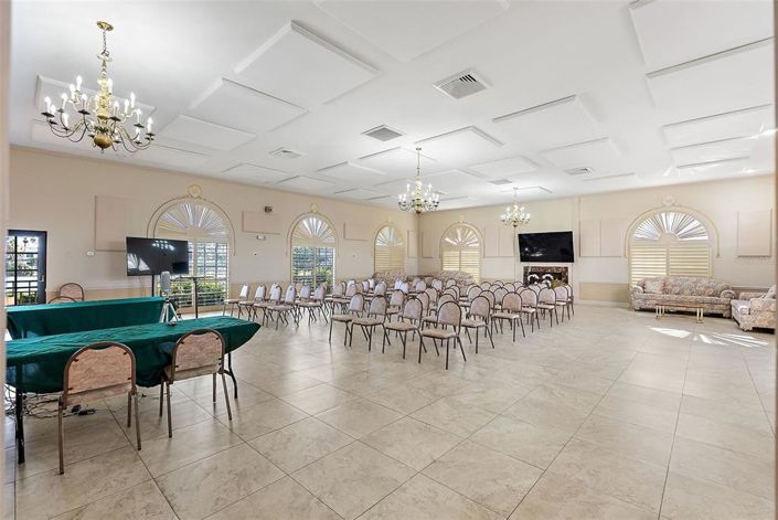 Image No.27-2 Bed Property for sale