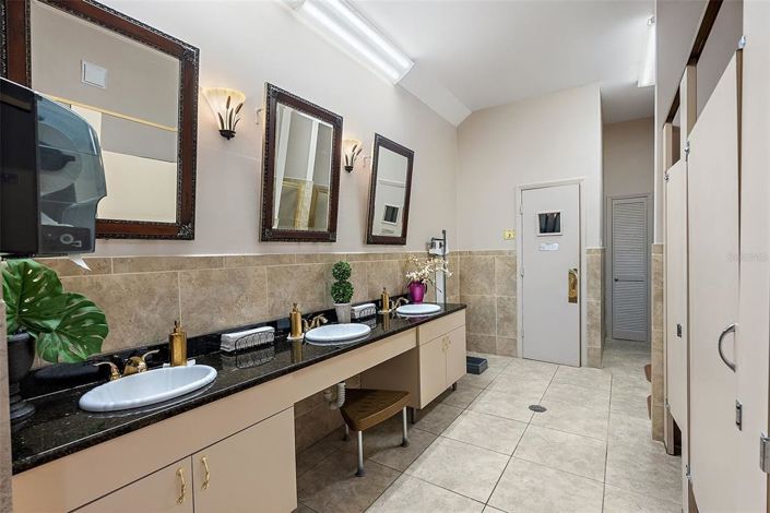 Image No.31-2 Bed Property for sale