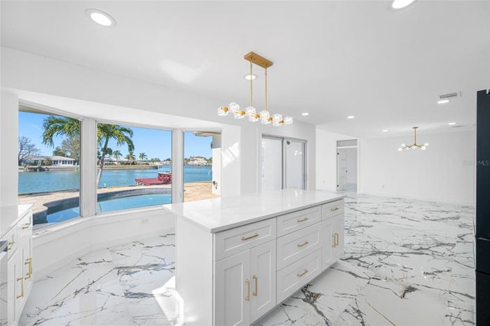 Image No.20-3 Bed Property for sale