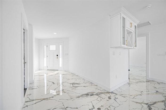 Image No.25-3 Bed Property for sale