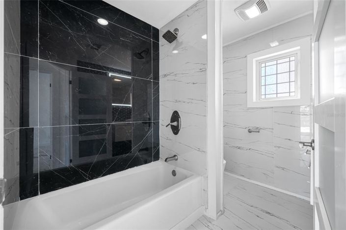 Image No.30-3 Bed Property for sale