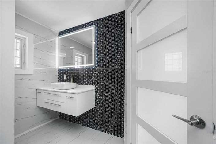 Image No.31-3 Bed Property for sale