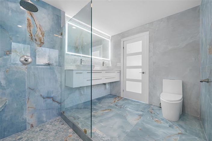 Image No.42-3 Bed Property for sale